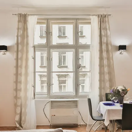 Comfortable Zizkov For 6 Pax Easybnb Lägenhet *